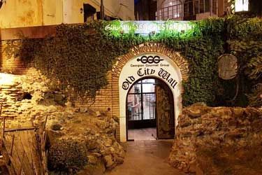 Restaurant Old City Wall